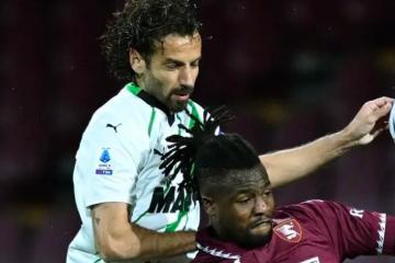Salernitana y Sassuolo empatan y empiezan a decir adiós a la Serie A