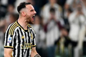 Juventus venció por 1-0 a Fiorentina y sigue peleando en la Serie A
