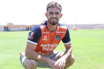 Manuel Ganoza fue oficializado como nuevo defensor de la U. César Vallejo