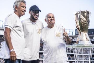 ¡Neymar retornaría al Santos en el 2025!