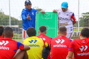 Paredes: "He encontrado muchísima predisposición del plantel para salir de esta situación incómoda"