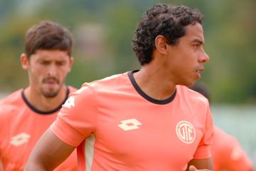 Requena sobre duelo ante Cienciano: “Vamos a ir a ganar”