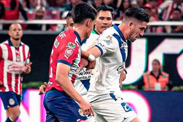 Ormeño fue titular en la caída de Puebla sobre Chivas en la Liga MX