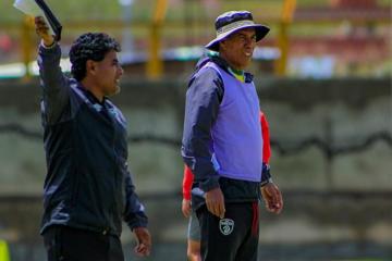 Wilmar Valencia no va más como técnico de Sport Huancayo