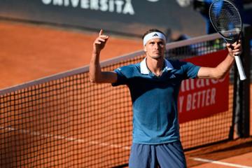 Zverev acabó con el sueño de Tabilo y está en la final de Roma