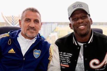 Luis Advíncula renovó su vínculo con Boca Juniors hasta 2026