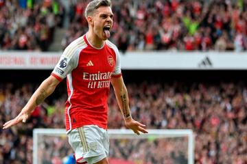 Arsenal goleó al Bournemouth y, por ahora, sigue liderando Premier League