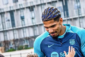 Chelsea busca a Ronald Araujo del Barcelona