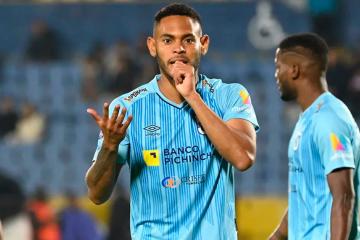 Con Quevedo en la banca, Universidad Católica de Ecuador avanzó en la Sudamericana