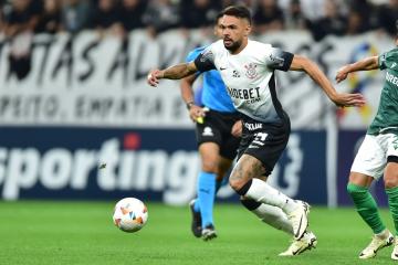Corinthians goleó y avanzó a octavos en la Sudamericana