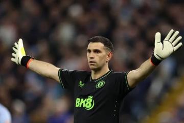'Dibu' Martínez: "Quiero entrar a la Champions y ganar la Copa América"