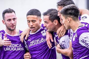 Alfonso Barco ingresó en el triunfo de Defensor Sporting sobre Fénix
