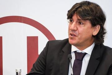 Ferrari: "Estoy muy fastidiado con el arbitraje, sé cuando un árbitro inclina la cancha"