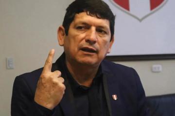Lozano: "Los clubes tienen la obligación de ceder a todo jugador que sea convocado"
