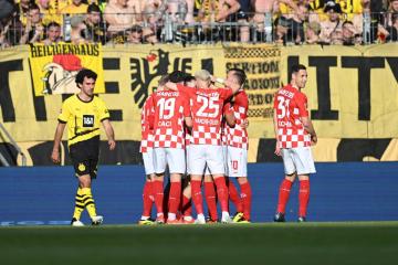 Mainz sorprendió y goleó al Dortmund