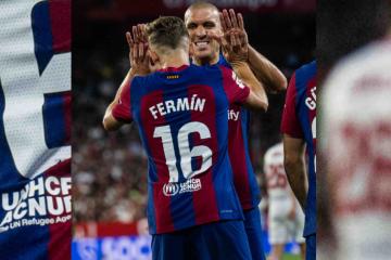 Barcelona venció por 2-1 como visitante a Sevilla y quedó segundo en Laliga