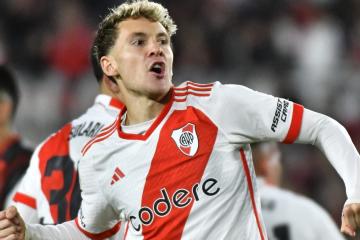 River Plate goleó en el arranque de la liga argentina