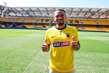 ¡Seguirá en Grecia! Alexander Callens fue traspasado del Girona al AEK de Atenas