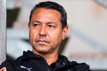 Solano: "Necesitamos futbolistas que estén disponibles para jugar siempre los 90 minutos"