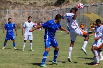 Santos FC y Ayacucho FC igualaron sin goles por la Liga 2