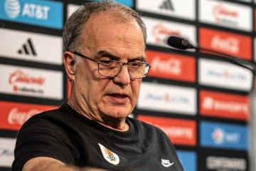 Bielsa: "Lo de Cavani es una decisión personal"