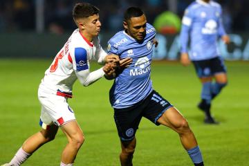 Bryan Reyna fue titular en la victoria de Belgrano sobre Argentinos Juniors