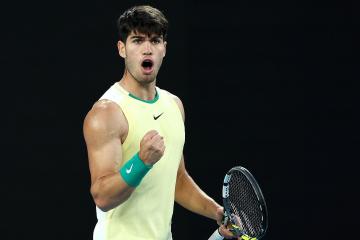 Alcaraz venció a canadiense Auger- Aliassime y está en cuartos de Rolad Garros