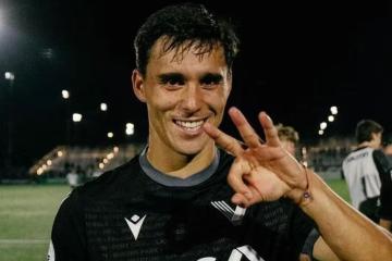 Vasco Fry: "El futbolista peruano es totalmente opuesto al canadiense, será un partido interesante"