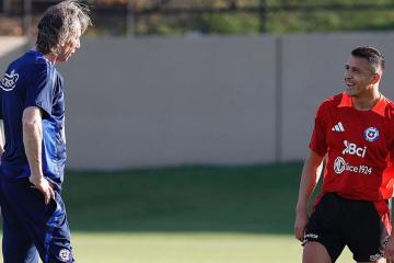 Gareca: "Más allá que esperábamos iniciar el torneo con un triunfo, Chile va a llegar bien ante Argentina"