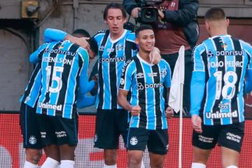 Gremio venció a Fluminense y lo hundió más en el Brasileirao