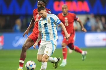 Nuevo récord para el '10': Messi se convirtió en el jugador con más partidos