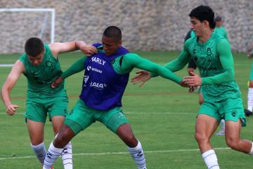 Santos Laguna emitió comunicado sobre Pedro Aquino