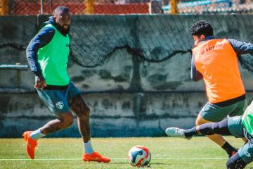 Alexi Gómez es la novedad en prácticas de Sport Huancayo