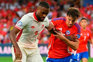 (FOTOS) Canadá empató sin goles con Chile y se metió a cuartos
