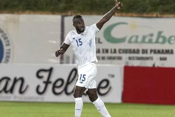 Waterman y Ayarza fueron convocados en Panamá
