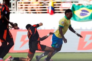 Conmebol confirmó árbitro se equivocó y sí hubo penal contra Vinicius