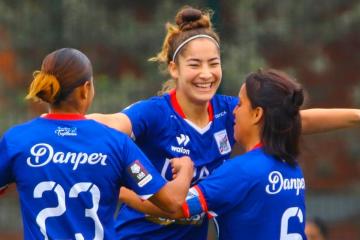 ¡Imparables! Mannucci goleó a Defensores del Ilucán y sigue como líder en Liga Femenina
