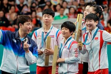 ¡Espíritu olímpico! Medallistas de Corea del Sur y Corea del Norte compartieron 'selfie'