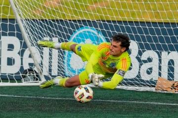 Uno sí, otro no: Montali atajó por Minnesota, mientras que Pineau no jugó en Austin FC II