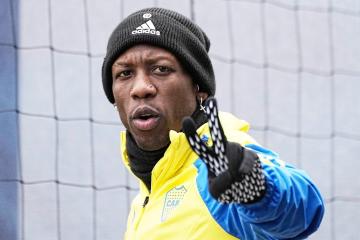 Advíncula fue convocado para duelo ante Independiente del Valle