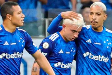 Cruzeiro goleó a Corinthians que sigue en zona de descenso en el Brasileirao
