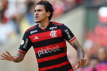 Flamengo venció a Atlético Goianiense y se convirtió en el nuevo líder del Brasileirao