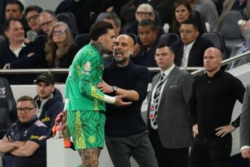 Guardiola: "Nos gustaría que Ederson se quede"