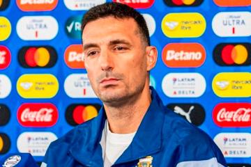 Scaloni: “Positivo es que pasamos y que el equipo está, aunque el rival nos someta”