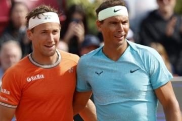 Nadal reapareció con triunfo en dobles