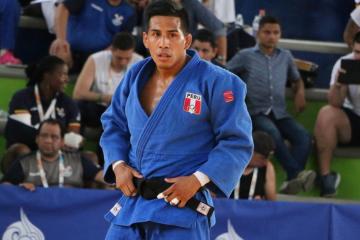 Postigos: "Estoy honrado de poder ser el abanderado"