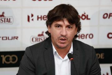 Ferrari sobre refuerzos para el Clausura: "Hay una posibilidad que la maneja el área deportiva"