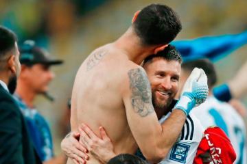 Messi y su elogio a 'Dibu' Martínez tras la clasificación de Argentina