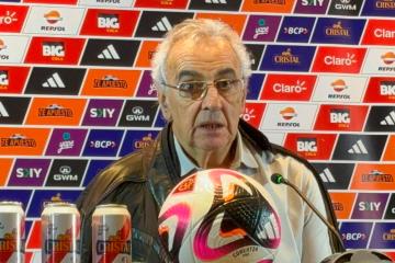 Fossati sobre Cueva: "Se debe sumar a un plantel y que juegue, eso, nosotros no se lo podemos dar"