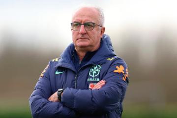 DT de Brasil se refirió al incómodo momento en los penales ante Uruguay
